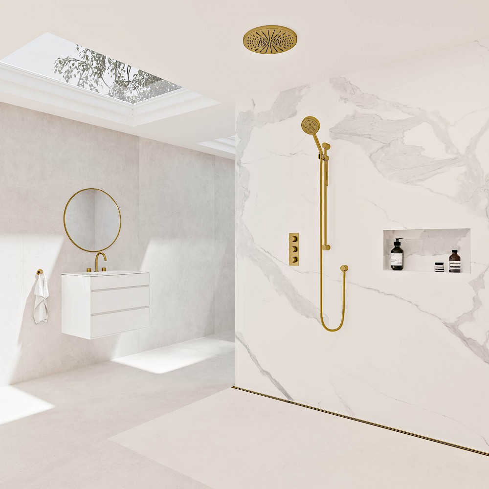 Lifestyle 3 - Round: Brushed Brass